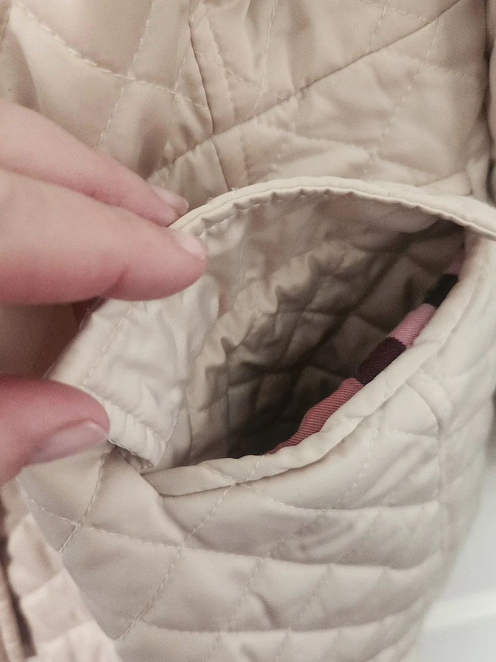 Burberry ivory Quilted Trench Coat - Picture 7 of 11